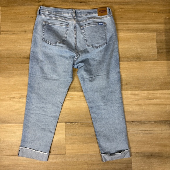 Denizen from Levi's Light Blue Boyfriend Ankle Jeans, Size 31 - Picture 4 of 7